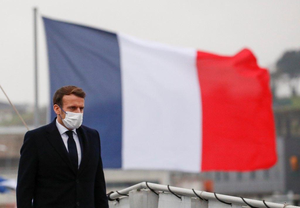Emmanuel Macron France drapeau AFP