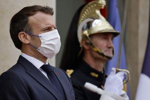 Emmanuel Macron Elysée masque AFP