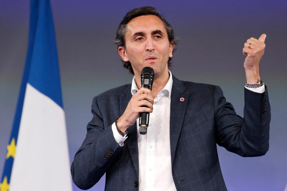 Julien Aubert, député du parti Les Républicains (LR), prononce un discours lors d'un meeting de campagne de Valérie Pécresse, présidente du Conseil régional d'Île-de-France et candidate à l'élection présidentielle, au parc des expositions de la Porte de Versailles, à Paris, le 3 avril 2022. 