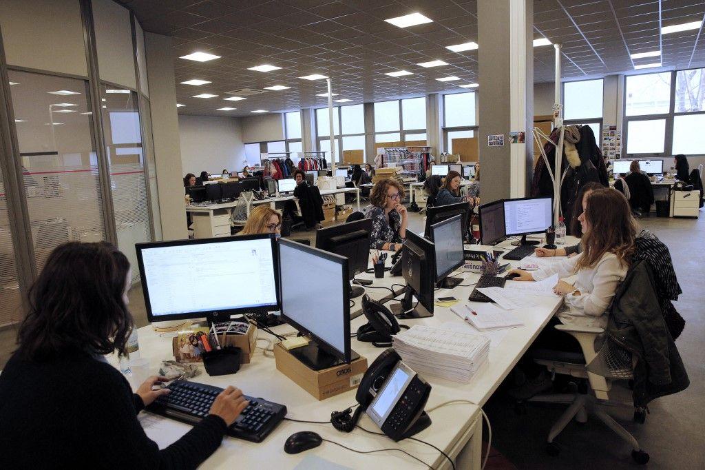 bureau entreprise open space AFP