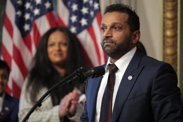 Kash Patel, nouveau directeur du FBI, après avoir prêté serment lors d'une cérémonie à Washington, DC, le 21 février 2025.