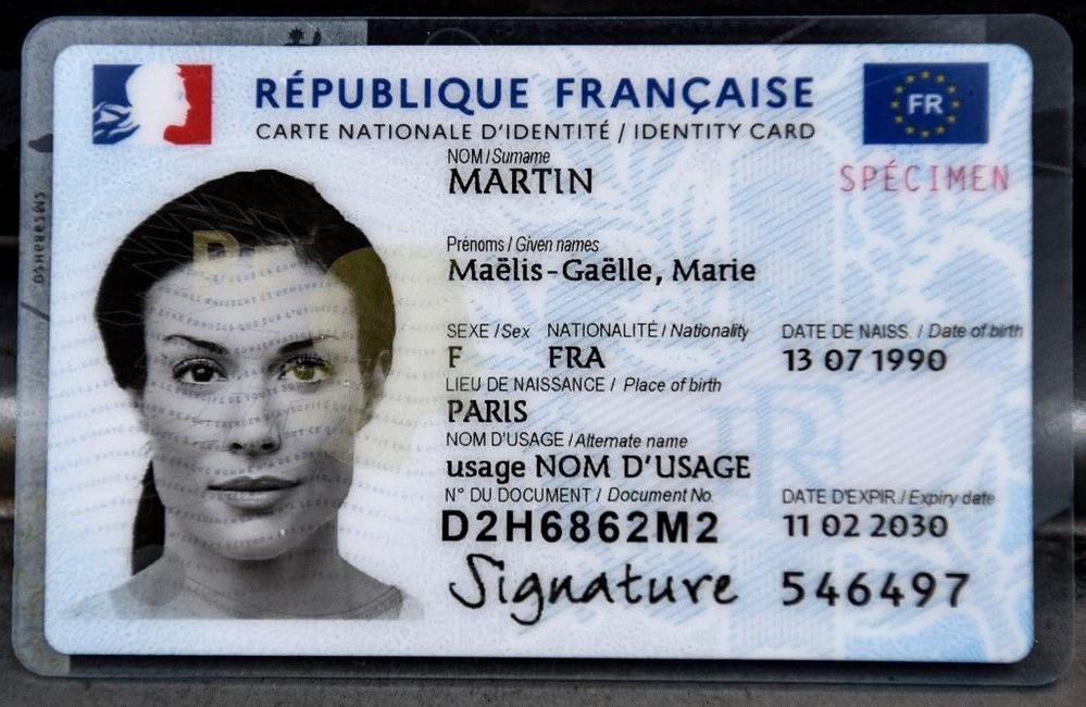 carte d'identité AFP