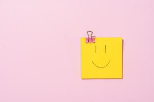 Depuis une assez longue période, la médecine observe que les sentiments, les émotions, l'optimisme et le pessimisme jouent un rôle majeur dans la survenue et l'évolution des pathologies.