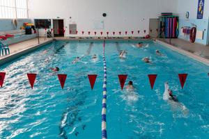piscine AFP