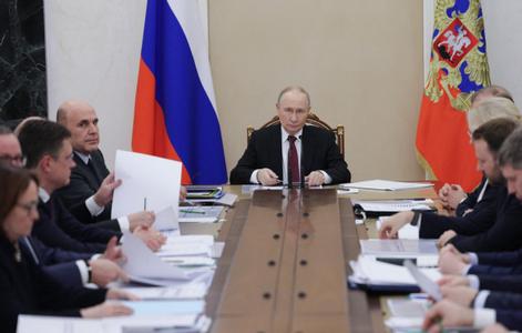 Vladimir Poutine préside une réunion sur les questions économiques à Moscou. 