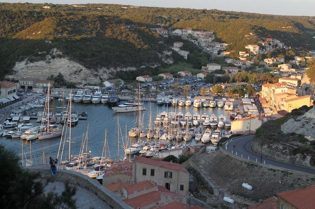 bonifacio - afp