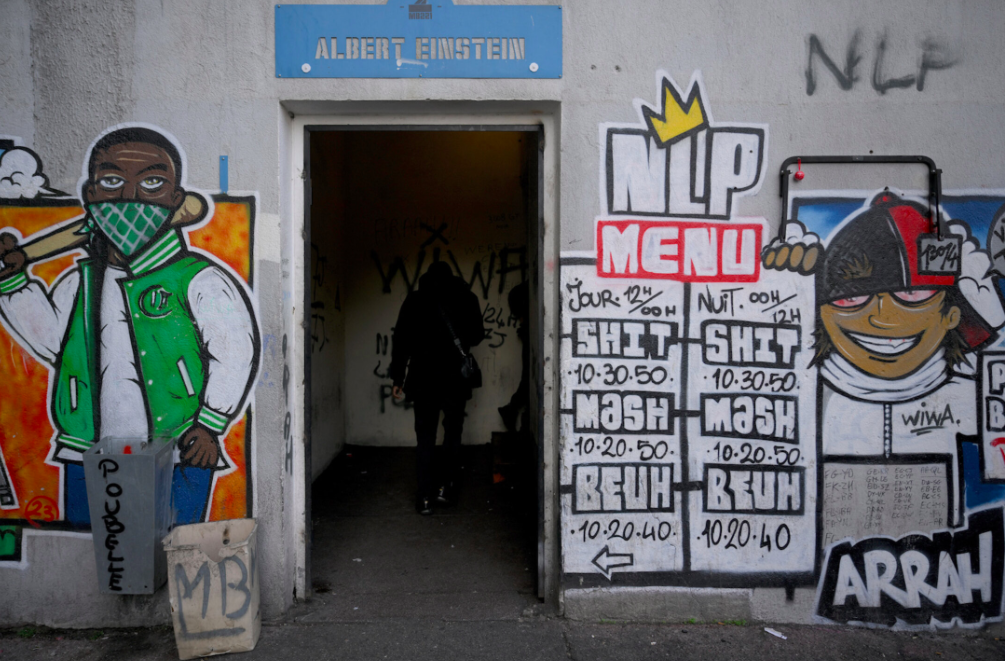 De la « drogue party » à la « drogue ? Partis ! » : à Marseille comme à Paris, les cols blancs se font la malle