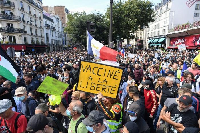 manifestation anti passe sanitaire - AFP