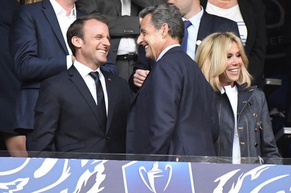 Emmanuel Macron Nicolas Sarkozy stade AFP