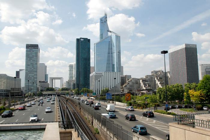 Les milieux d'affaires sont inquiets.