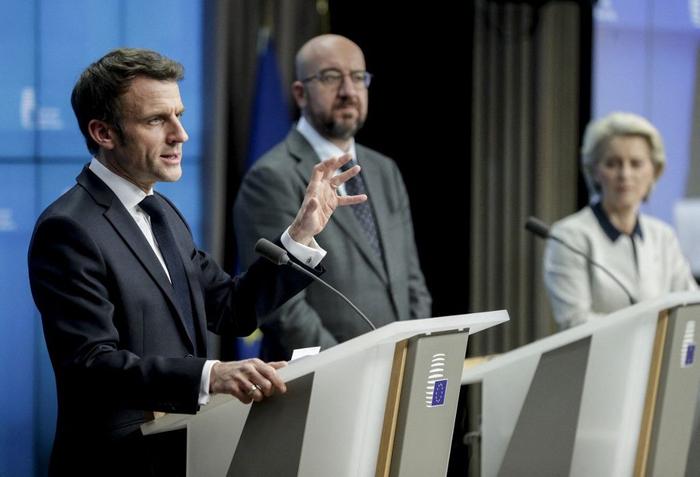 Emmanuel Macron Ursula von der Leyen AFP