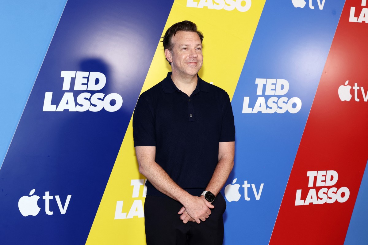 Le retour de Ted Lasso : pourquoi son récit empreint de bienveillance doit tant aux histoires de « jeunes orphelines »