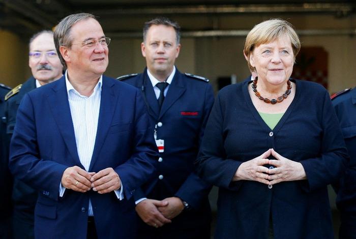 Angela Merkel Armin Laschet AFP