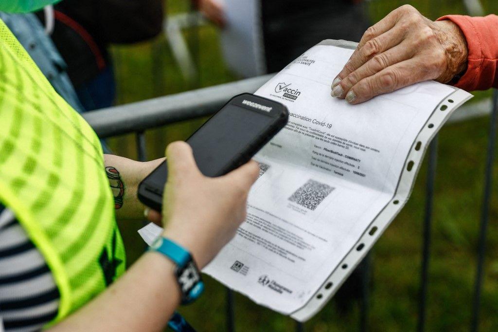 pass sanitaire QR code AFP