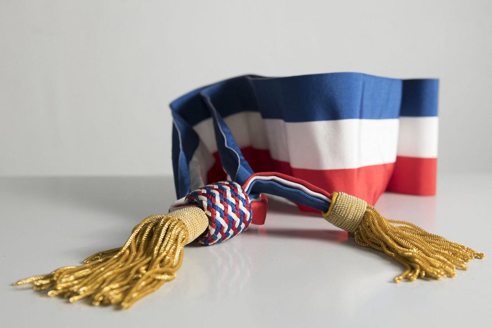 Une écharpe officielle de maire