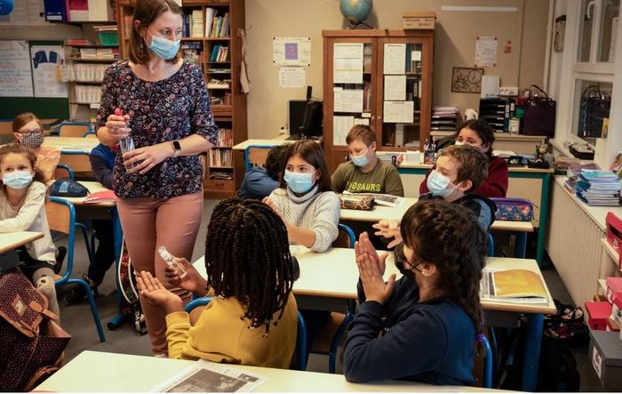 école classe élèves professeur AFP