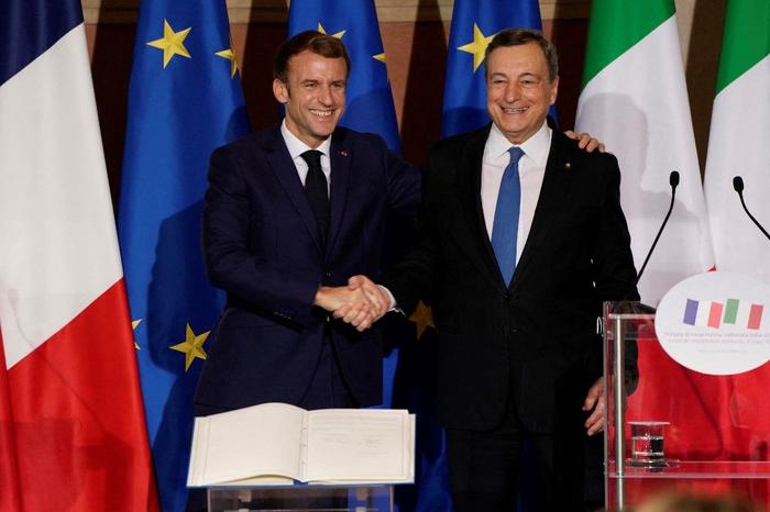 Emmanuel Macron Mario Draghi AFP