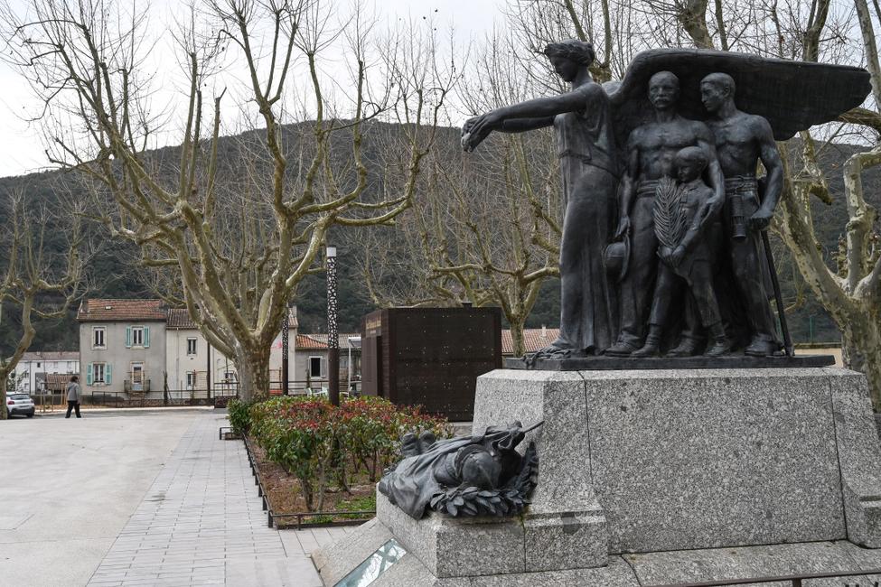 Une photo prise le 13 février 2020 montre le monument aux morts de La Grand-Combe, dans le sud de la France. (Photo d'illustration).