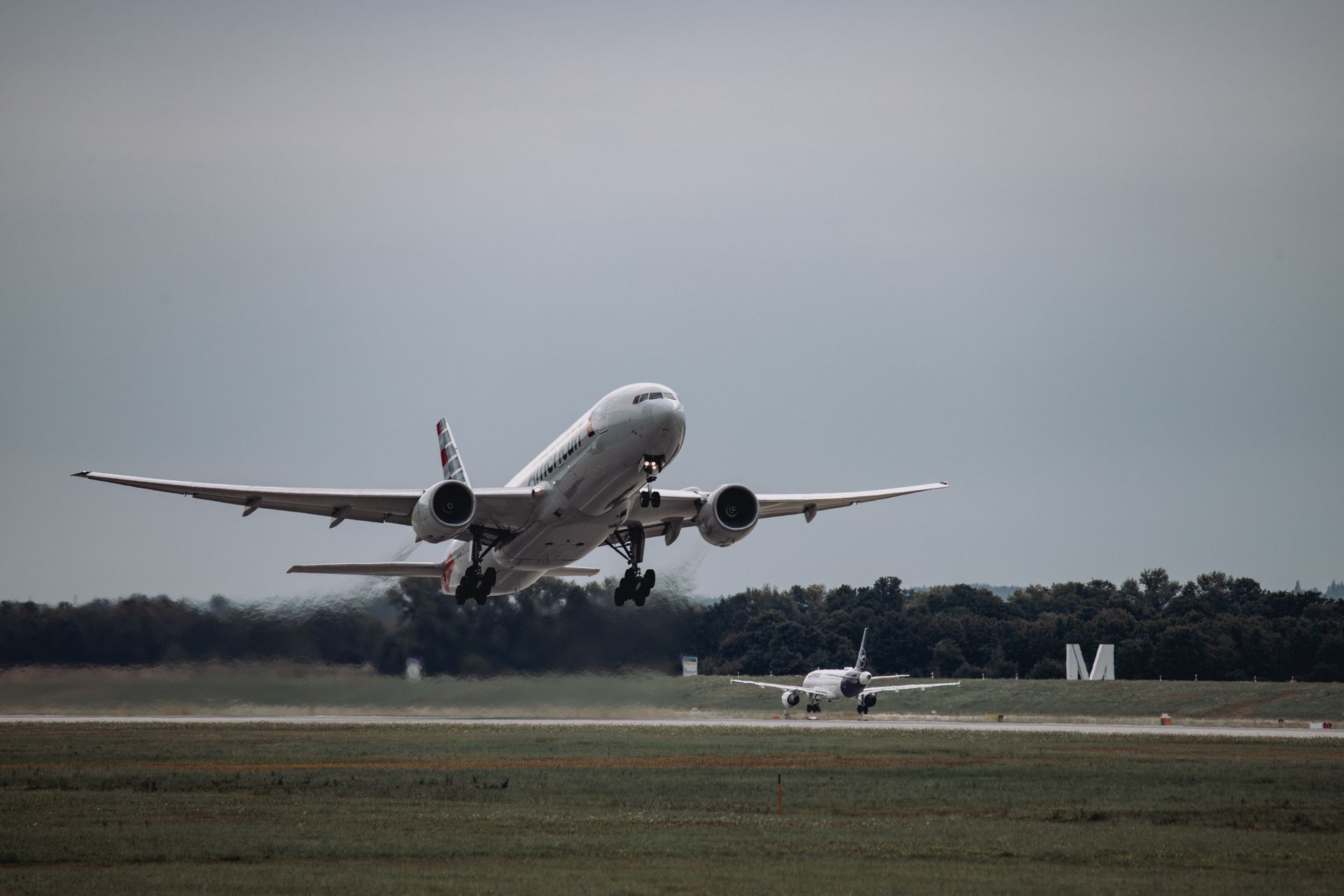 Pourquoi le voyage en avion peut être si éprouvant pour l'organisme