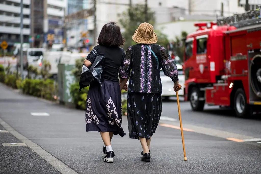 La population du Japon est tombée à 123,8 millions de personnes en octobre 2024, en chute de 550.000 sur un an