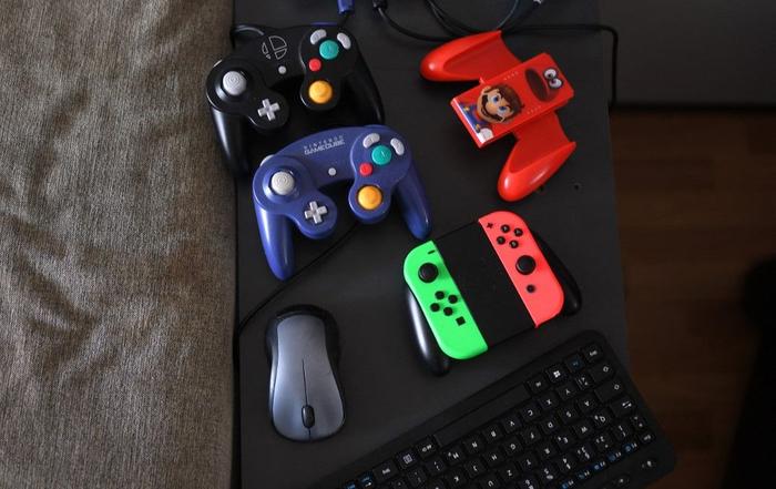 jeux vidéo manettes AFP