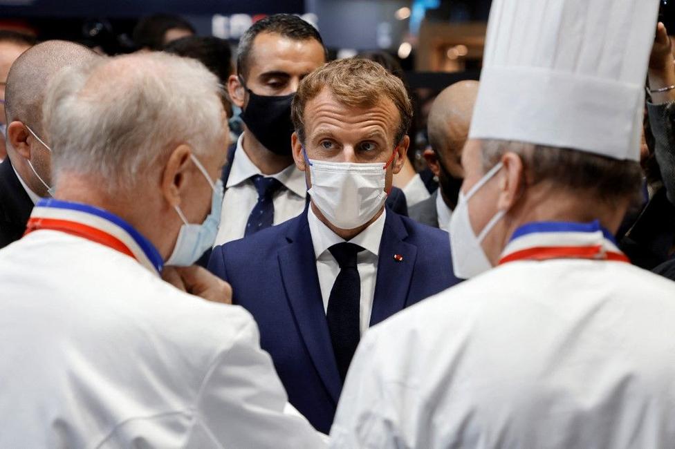 Emmanuel Macron chefs restauration AFP