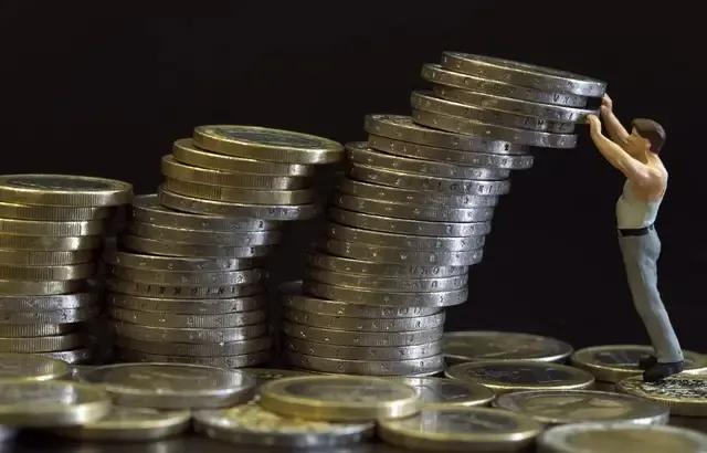 Le poids de la dette et la pression fiscale exaspèrent de plus en plus de citoyens.