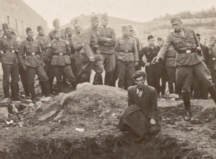 L'identité d'un nazi sur une photo célèbre de la seconde guerre mondiale révélée par le travail d'un historien... aidé de l'IA