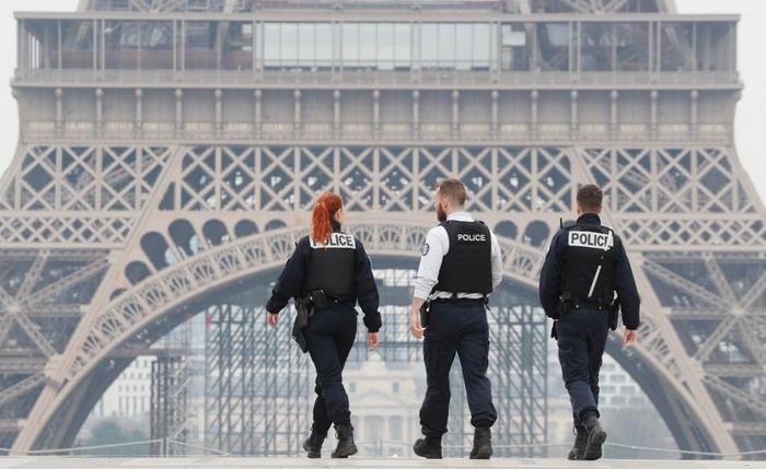 Paris police sécurité insécurité France tour eiffel AFP