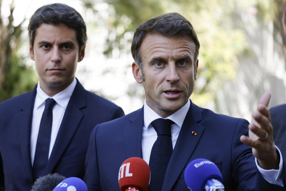 Emmanuel Macron Gabriel Attal AFP