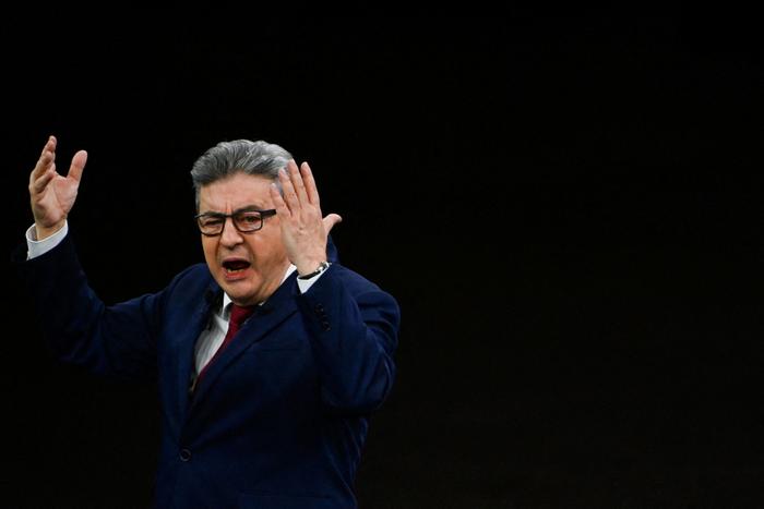 Jean-Luc Mélenchon à Montpellier : en direct de la place de la Comédie