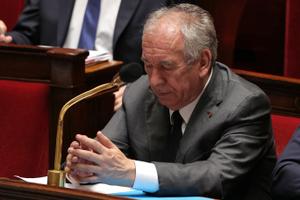 François Bayrou à l'assemblée le 25 juin 2025. (Photo by Thomas SAMSON / AFP)