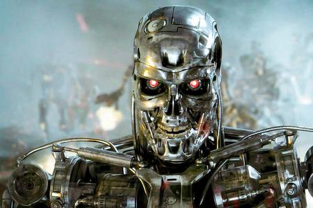 "Salut c'est Claude. Vous avez des questions ?"