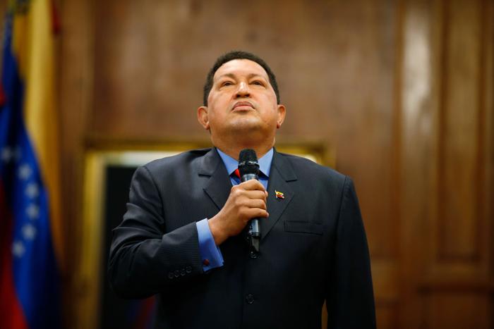 Hugo Chávez s'est largement inspiré du régime castriste cubain pour fomenter l'idéologie qui règne au Venezuela depuis son arrivée au pouvoir lors de l'élection présidentielle de 1998.