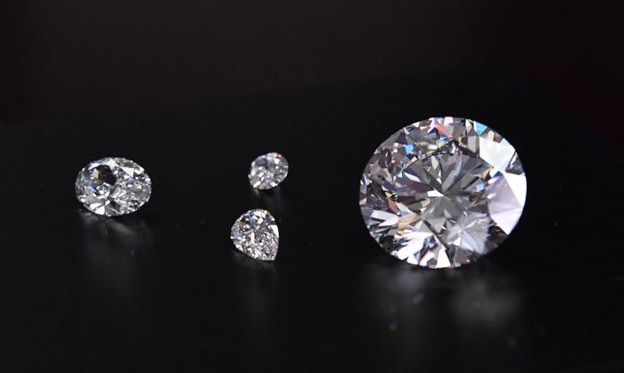 Des scientifiques développent un traitement contre une maladie rare, mais souvent mortelle, chez les bébés, appelée hernie diaphragmatique congénitale, grâce aux nanodiamants (image d'illustration)