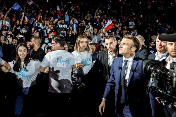 Emmanuel Macron meeting AFP