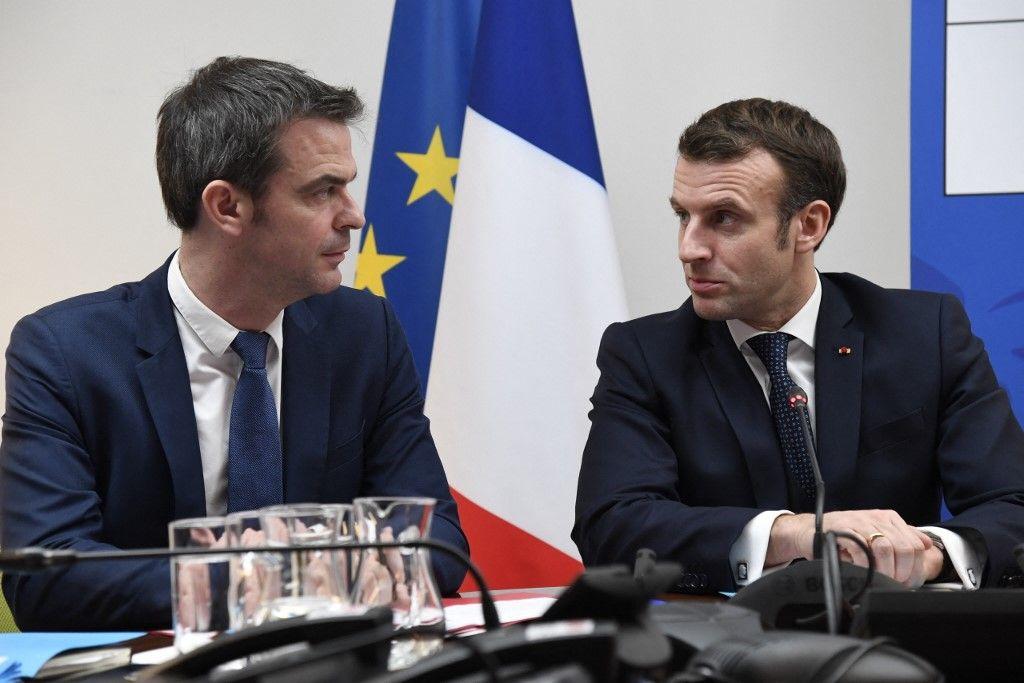 Emmanuel Macron Olivier Véran AFP