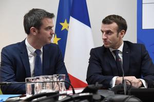Emmanuel Macron Olivier Véran AFP