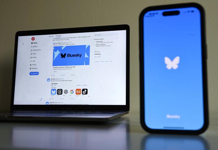 Bluesky à l'assaut de Twitter : le papillon mangera-t-il le petit oiseau ? (Image d'illustration)