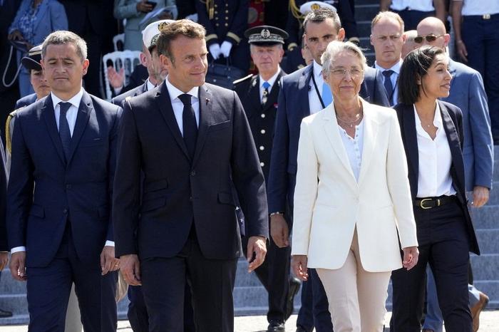 Macron Borne Darmanin Gérald Darmanin Emmanuel Macron Elisabeth Borne