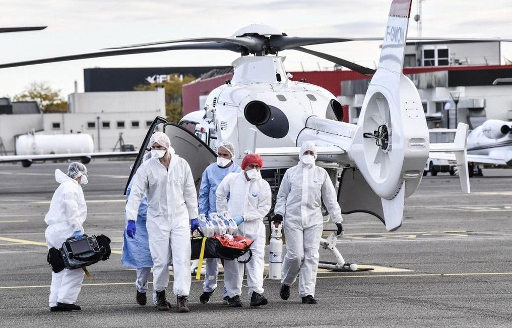évacuation Covid-19 personnel soignant AFP