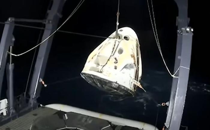 Crew Dragon Space X 2 mai 2021