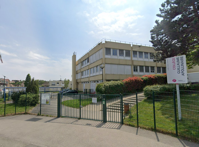 Le collège Guillaume Apollinaire à Plaisir (Yvelines) - Capture d'écran Google Street View