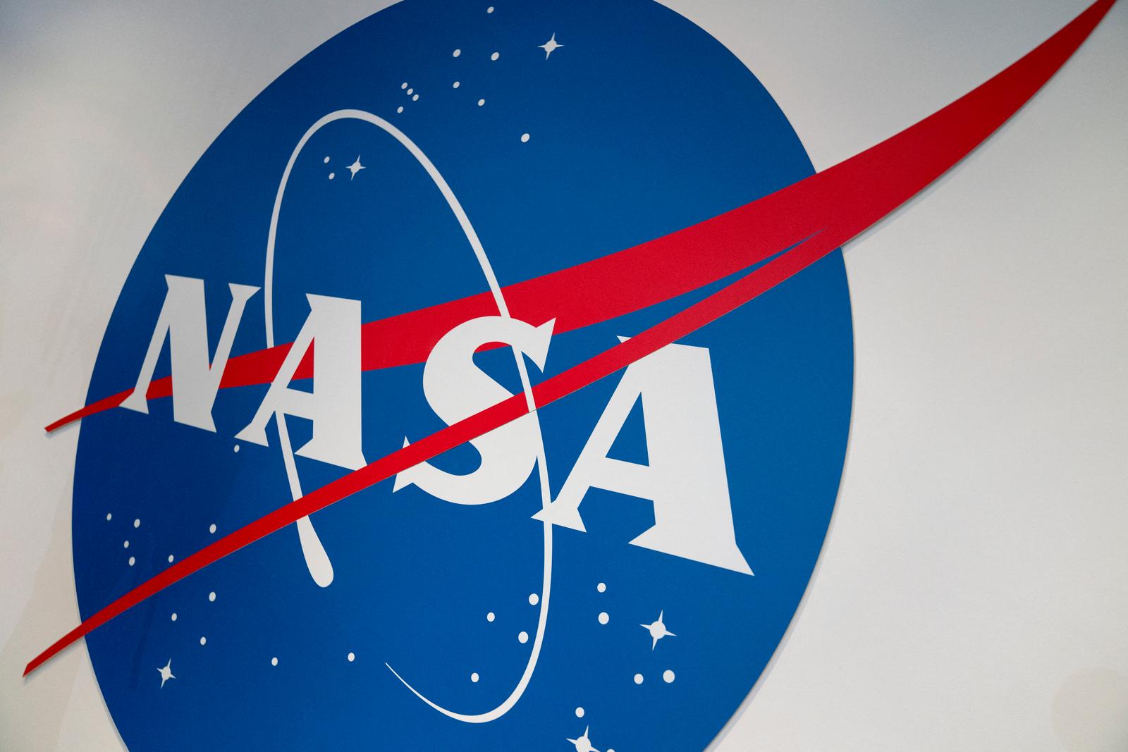 En avril 2021, SpaceX, la société de Musk, a remporté le contrat pour développer le véhicule d'atterrissage de la mission Artemis III de la NASA – le premier retour d'Américains sur la Lune depuis Apollo 17 en 1972.