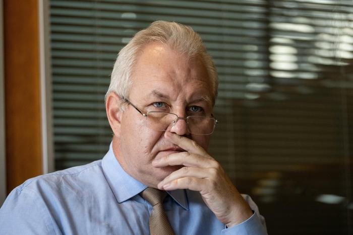 Vladislav Inozemtsev image