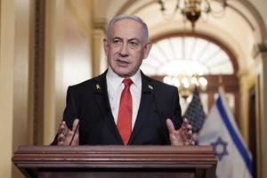 Le Premier ministre israélien Benyamin Netanyahou s'adresse à la presse au Capitole américain après sa rencontre à huis clos avec le président de la Chambre des représentants américain Mike Johnson, à Washington, le 7 février 2025.