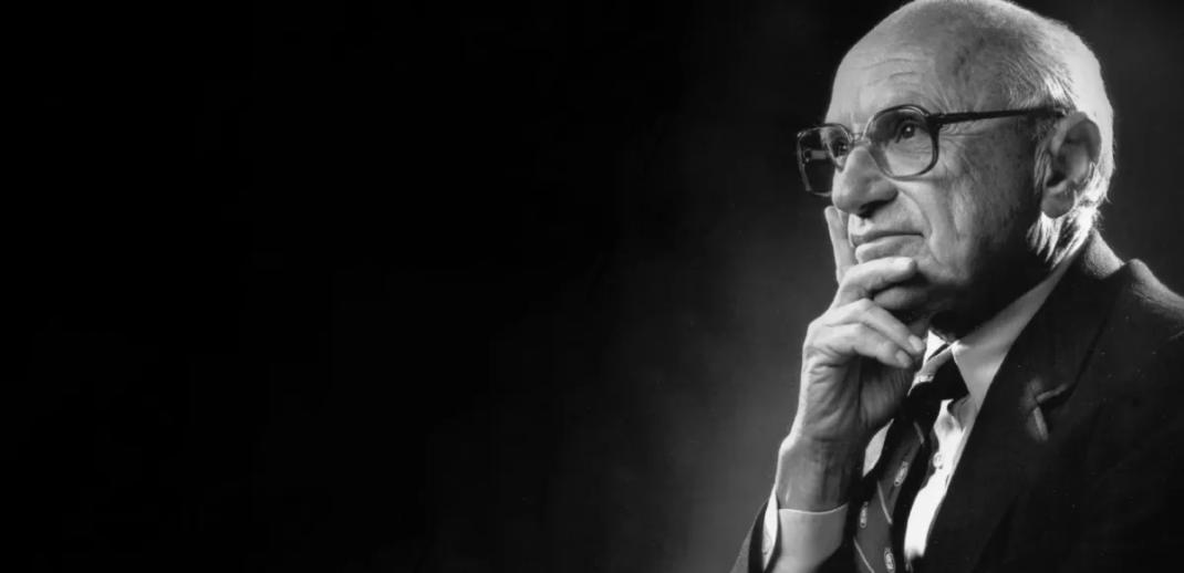 L’économiste libéral américain Milton Friedman en 2004.