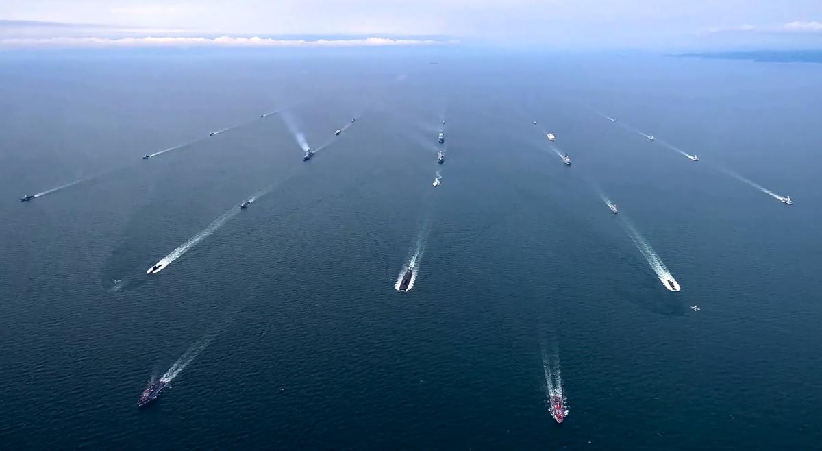 Des navires de guerre et des sous-marins de la flotte du Pacifique de Russie, le 10 septembre 2024 au large de Vladivostok (image d'illustration)