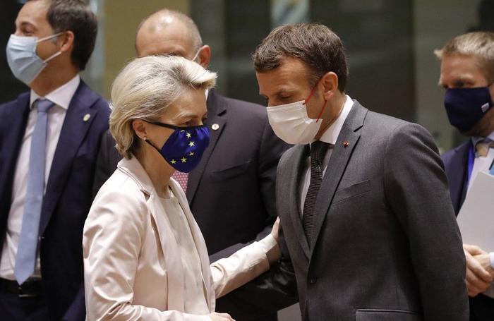 Ursula von der Leyen Emmanuel Macron AFP